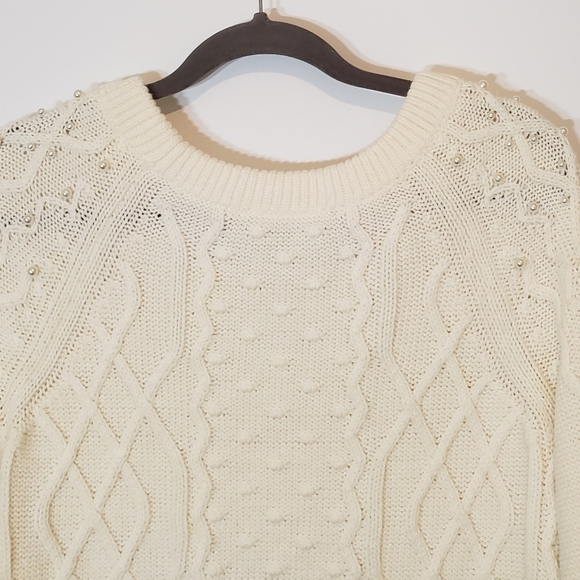 White House Black Market Wool Blend Cable Knit Sweater Pearls Cream Size… - Picture 10 of 11